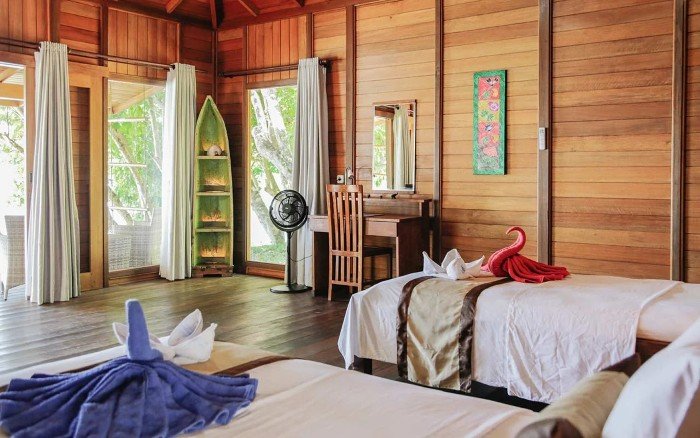 Boende & dykning - Halmahera - 4